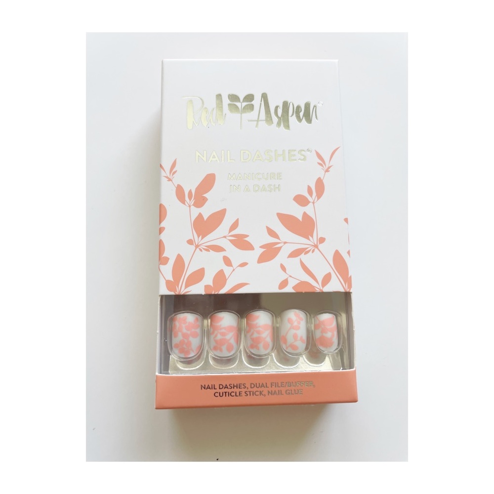 Red Aspen Brightly Brianna short nail dash